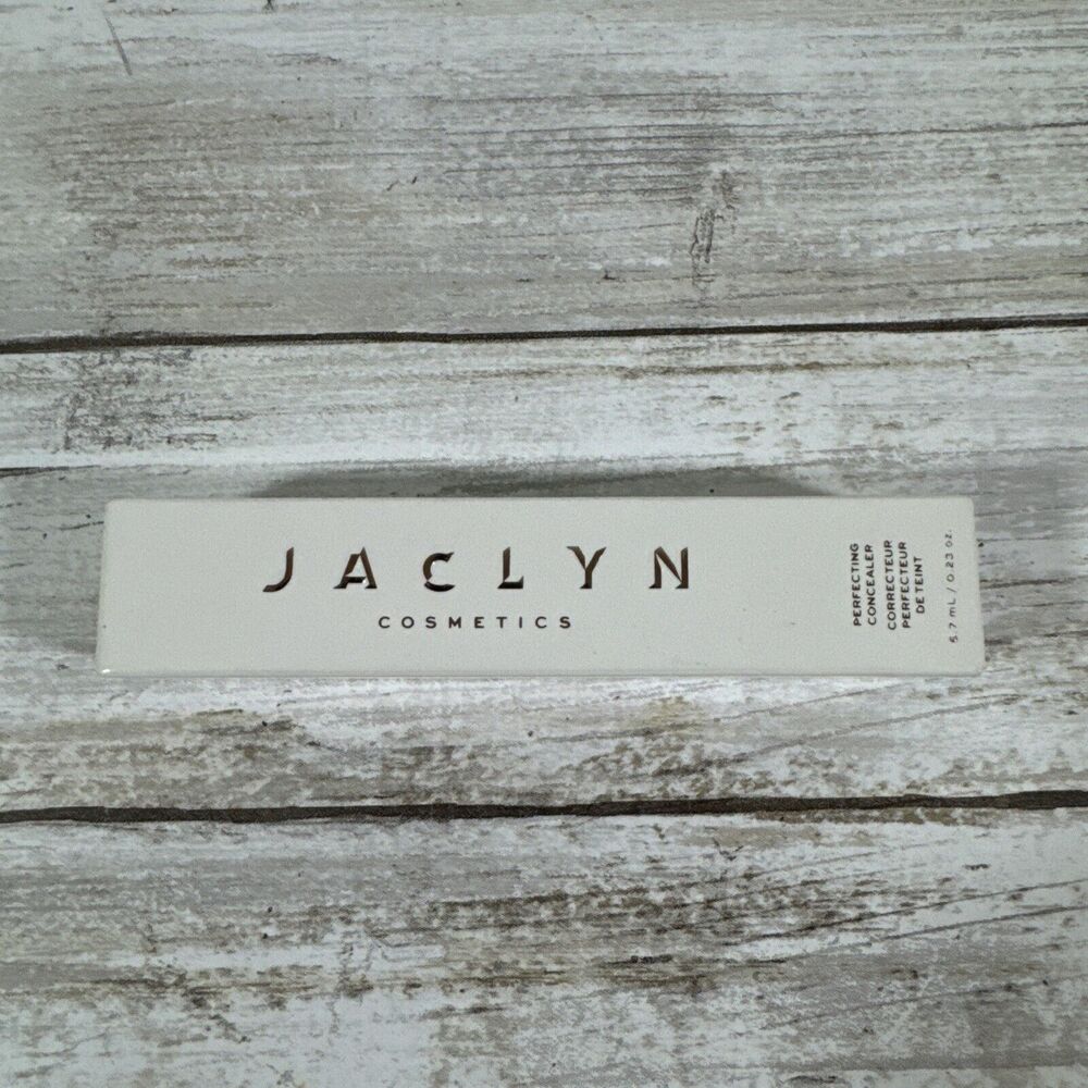 JACLYN‎ COSMETICS Faux Filler Perfecting Concealer - "Medium Tan Golden" - NIB